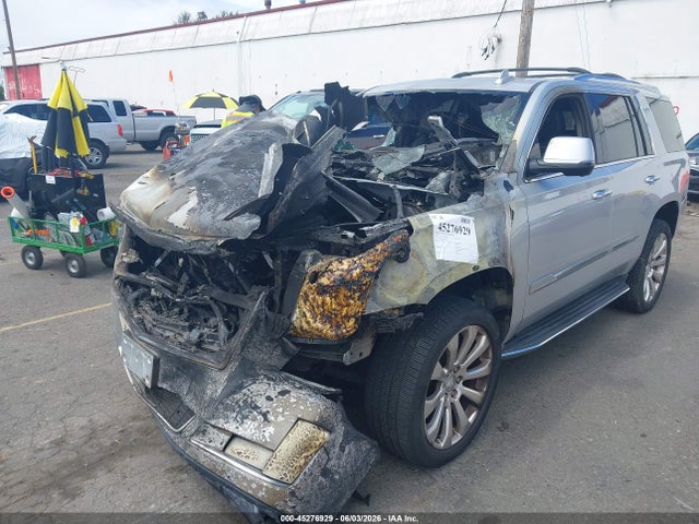 45276929 :رقم المزاد ، 1GYS4BKJ6GR452713 vin ، 2016 Cadillac Escalade Luxury Collection مزاد بيع