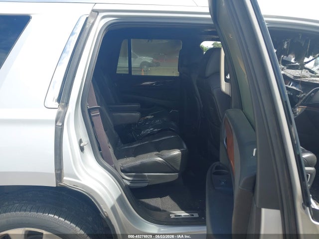 45276929 :رقم المزاد ، 1GYS4BKJ6GR452713 vin ، 2016 Cadillac Escalade Luxury Collection مزاد بيع