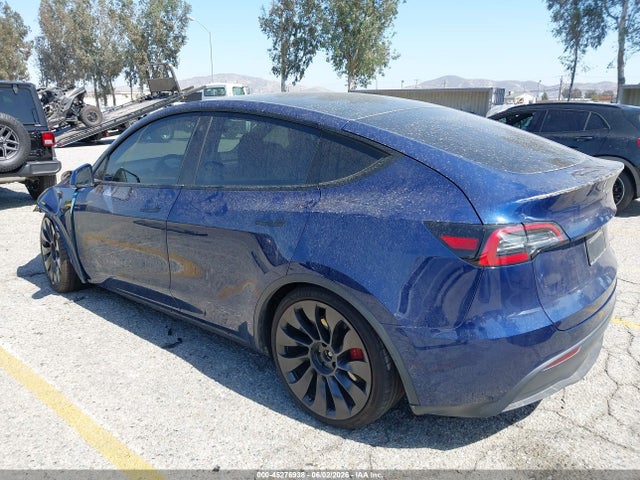 2022 Tesla Model Y Performance Dual Motor All-wheel Drive მანქანა იყიდება აუქციონზე, vin: 7SAYGDEFXNF390202, აუქციონის ნომერი: 45276938