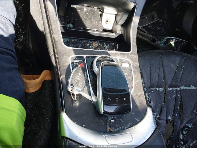 55SWF4JB0FU048154 Mercedes-Benz C 300 Luxury/sport