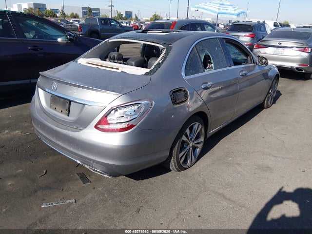 55SWF4JB0FU048154 Mercedes-Benz C 300 Luxury/sport