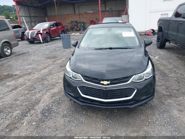1G1BC5SM1H7205691 Chevrolet Cruze Ls Auto