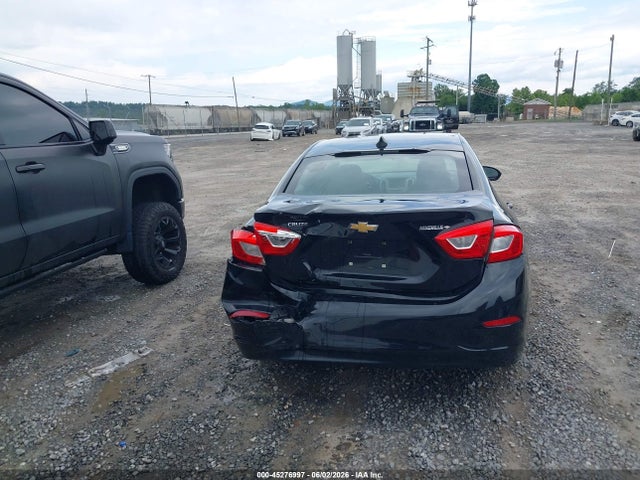 1G1BC5SM1H7205691 Chevrolet Cruze Ls Auto