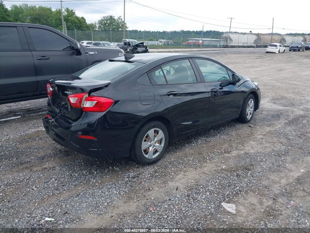45276997 :رقم المزاد ، 1G1BC5SM1H7205691 vin ، 2017 Chevrolet Cruze Ls Auto مزاد بيع