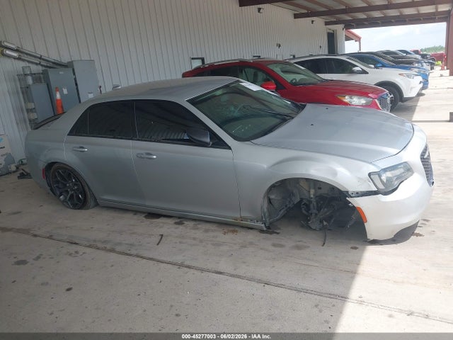 Aukcja sprzedaży 2019 Chrysler 300 Touring, vin: 2C3CCAAG8KH746043, numer aukcji: 45277003