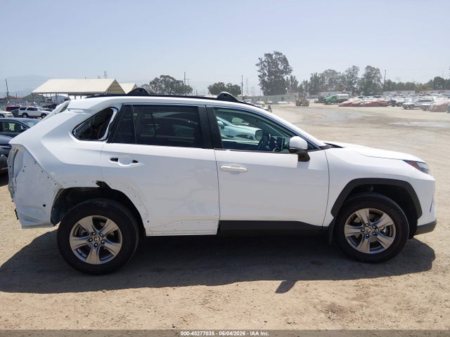 Toyota Rav4 Xle 2025 2T3P1RFVXSW621571 Image 14