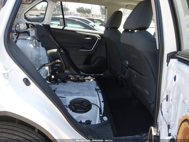 Toyota Rav4 Xle 2025 2T3P1RFVXSW621571 Image 8