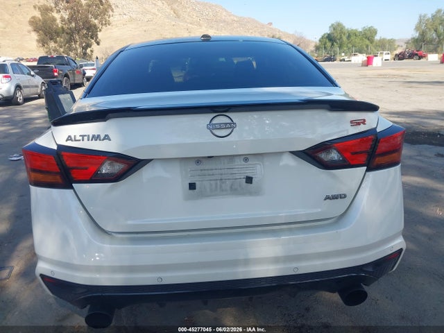 1N4BL4CW8RN337335 Nissan Altima Sr Intelligent Awd
