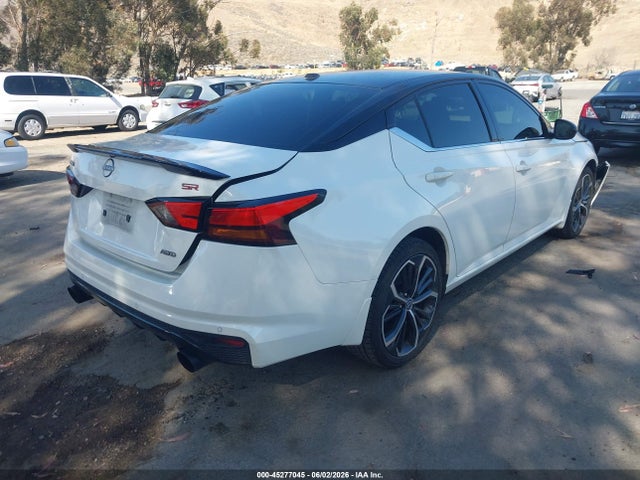 1N4BL4CW8RN337335 Nissan Altima Sr Intelligent Awd