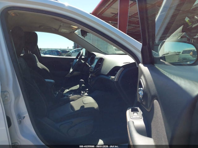 Aukcja sprzedaży 2018 Jeep Cherokee Latitude 4x4, vin: 1C4PJMCB3JD528609, numer aukcji: 45277080