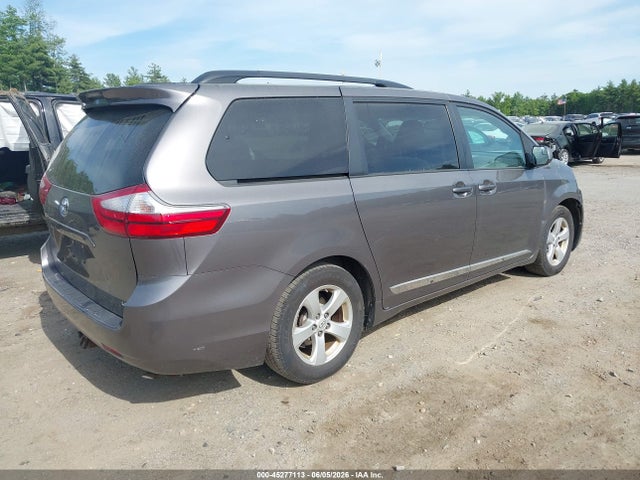 2016 Toyota Sienna Le 8 Passenger მანქანა იყიდება აუქციონზე, vin: 5TDKK3DC1GS709696, აუქციონის ნომერი: 45277113