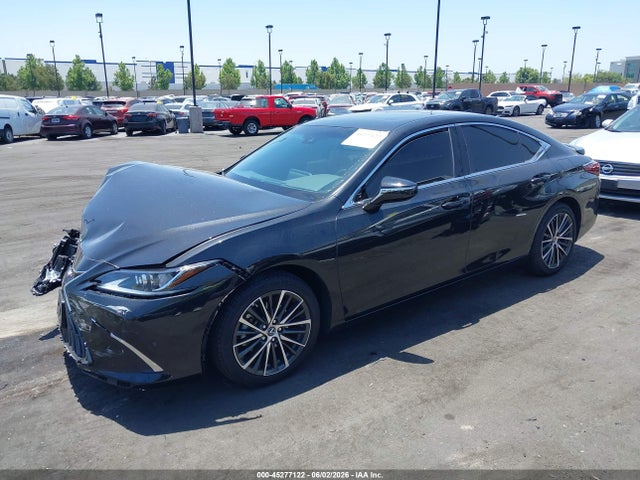 Lexus ES 300H 2025 58ADA1C19SU069603 Image 15
