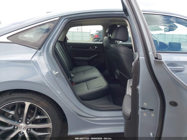 Honda Civic Touring 2024 2HGFE1F90RH306200 Image 8