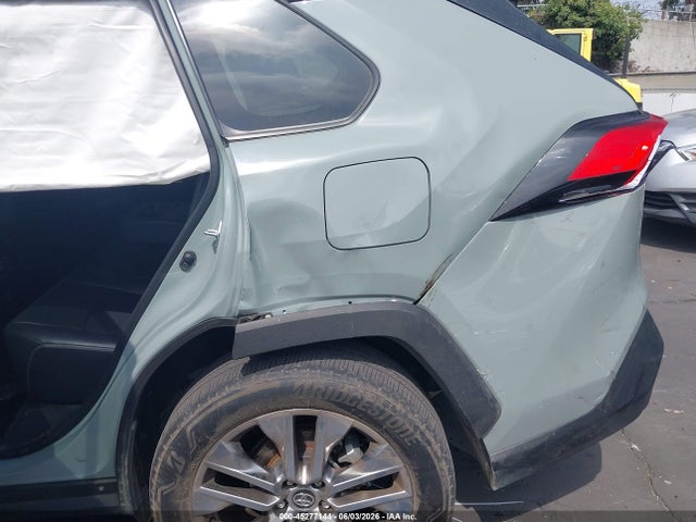 2T3C1RFV4MC087745 Toyota Rav4 Xle Premium