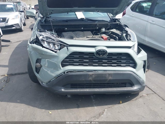 2T3C1RFV4MC087745 Toyota Rav4 Xle Premium
