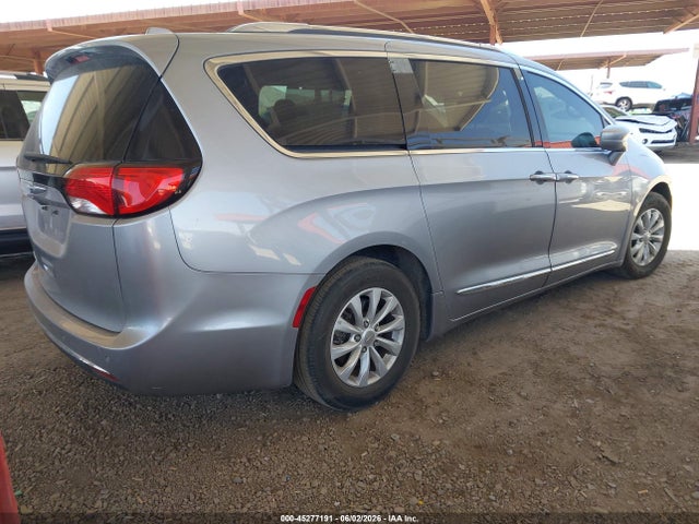 45277191 :رقم المزاد ، 2C4RC1BG1KR609136 vin ، 2019 Chrysler Pacifica Touring L مزاد بيع