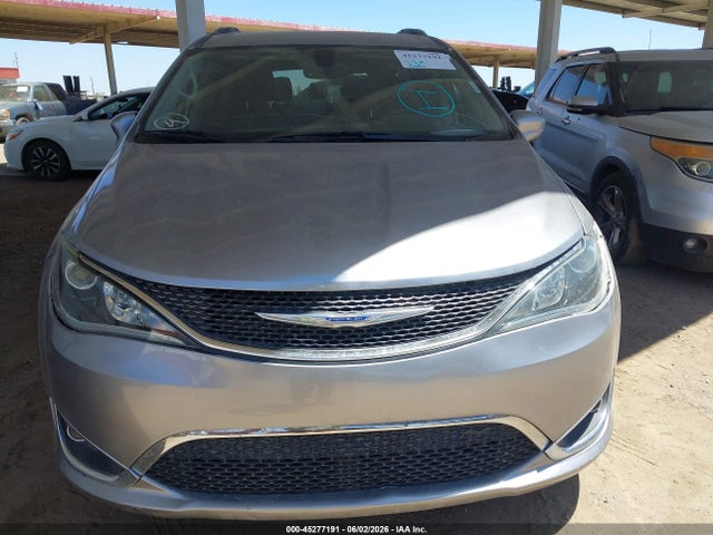 45277191 :رقم المزاد ، 2C4RC1BG1KR609136 vin ، 2019 Chrysler Pacifica Touring L مزاد بيع