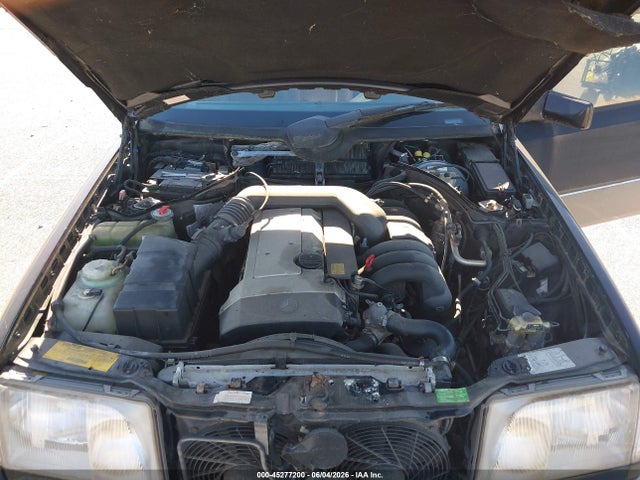 45277200 :رقم المزاد ، WDBEA32E9RC131953 vin ، 1994 Mercedes-benz E 320 مزاد بيع