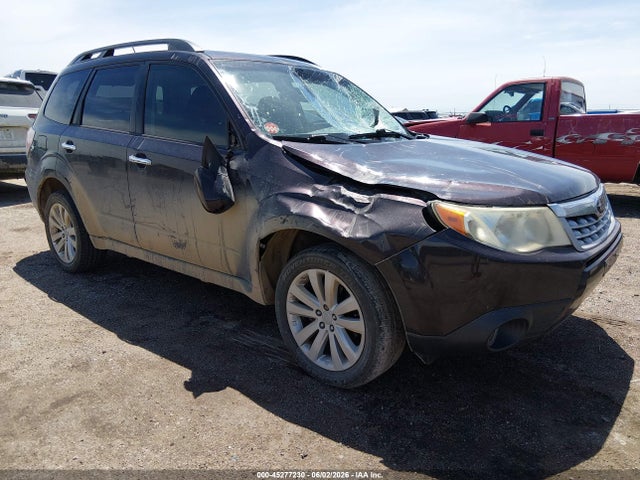 45277230 :رقم المزاد ، JF2SHAEC8DH409074 vin ، 2013 Subaru Forester 2.5x Limited مزاد بيع