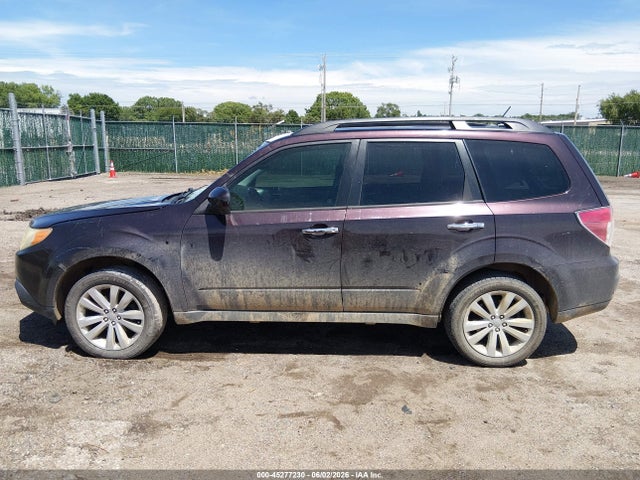 45277230 :رقم المزاد ، JF2SHAEC8DH409074 vin ، 2013 Subaru Forester 2.5x Limited مزاد بيع