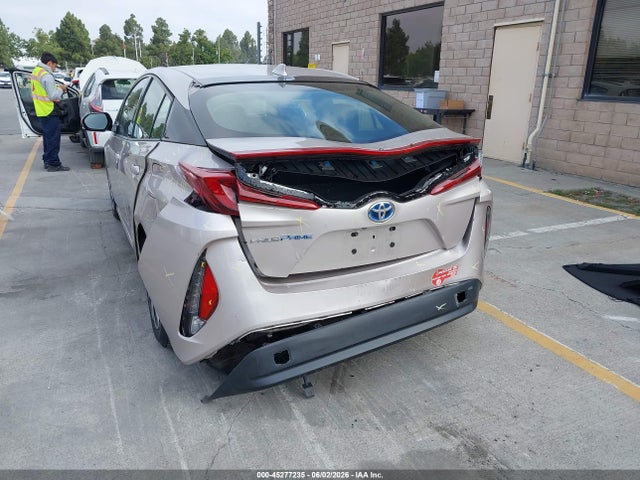 45277235 :رقم المزاد ، JTDKARFP1H3048423 vin ، 2017 Toyota Prius Prime Premium مزاد بيع