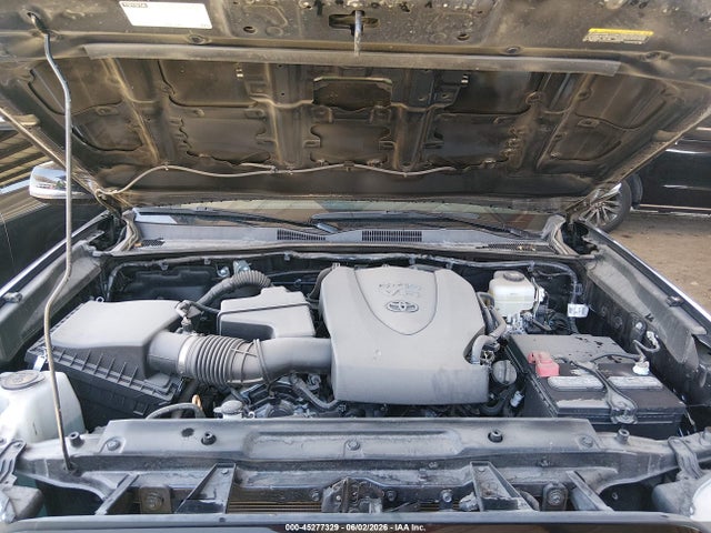 3TYSZ5AN6NT085974 Toyota Tacoma Trd Off Road