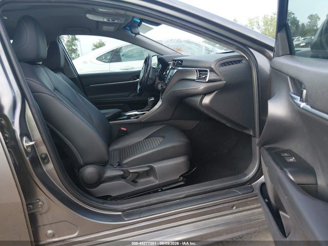 Продажа на аукционе авто 2019 Toyota Camry Se, vin: 4T1B11HK4KU820512, номер лота: 45277351
