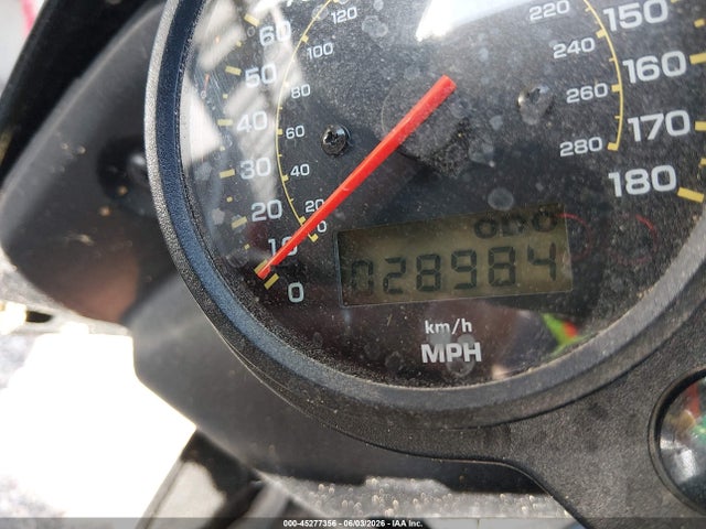 45277356 :رقم المزاد ، JYARN07E73A007581 vin ، 2003 Yamaha Fzs10 مزاد بيع