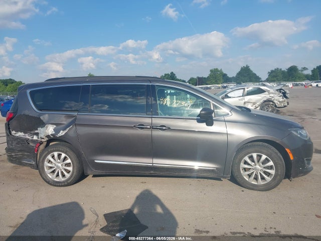 45277364 :رقم المزاد ، 2C4RC1BG1HR661519 vin ، 2017 Chrysler Pacifica Touring-l مزاد بيع