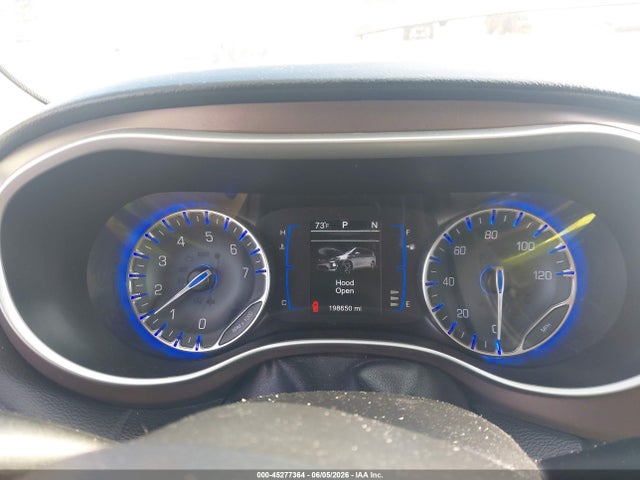 Chrysler Pacifica Touring-l 2017 2C4RC1BG1HR661519 Image 7
