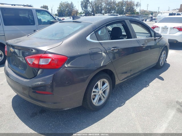 1G1BE5SM6H7256727 Chevrolet Cruze Lt Auto