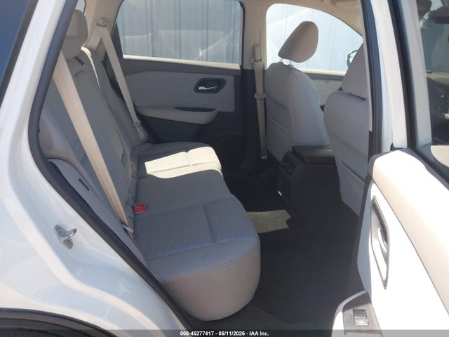 JN8AT3BB9MW203424 Nissan Rogue Sv Intelligent Awd