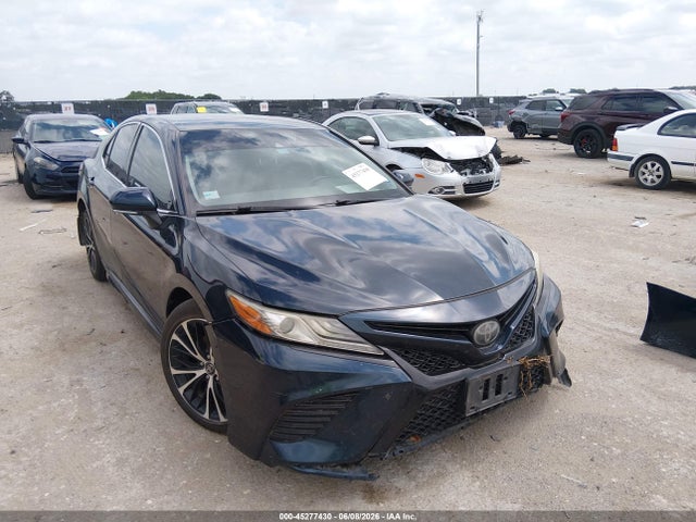 45277430 :رقم المزاد ، 4T1B61HK2KU771120 vin ، 2019 Toyota Camry Xse مزاد بيع