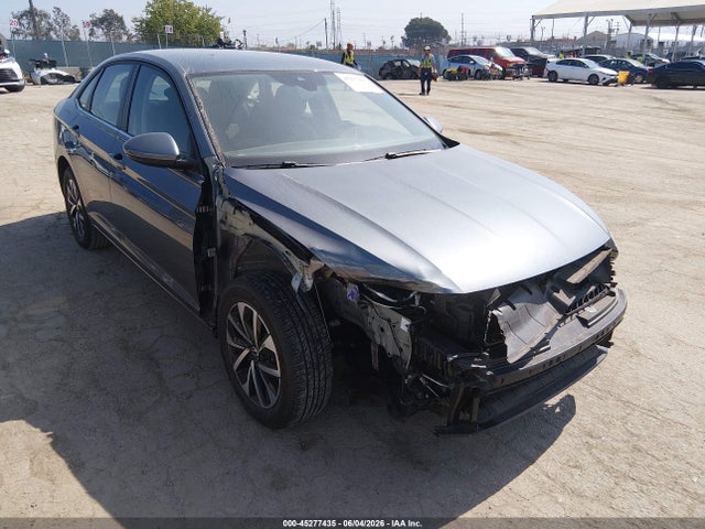 3VW5M7BU0RM075307 auction archive image