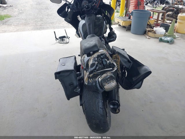 Harley-Davidson FXLRS 2023 1HD1YWZ10PB038904 Image 6