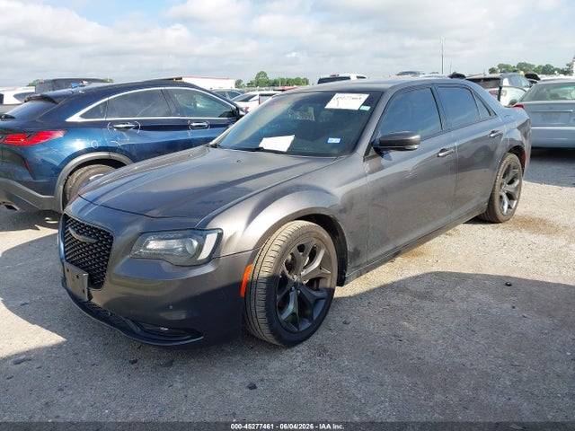 2022 Chrysler 300 S მანქანა იყიდება აუქციონზე, vin: 2C3CCABG8NH221762, აუქციონის ნომერი: 45277461