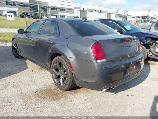 2022 Chrysler 300 S მანქანა იყიდება აუქციონზე, vin: 2C3CCABG8NH221762, აუქციონის ნომერი: 45277461