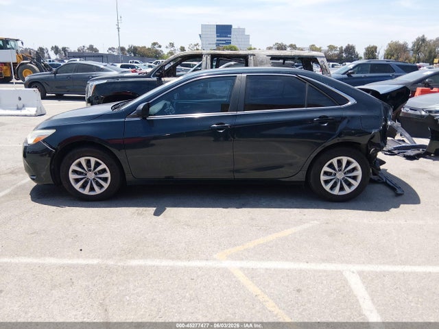 2015 Toyota Camry Le მანქანა იყიდება აუქციონზე, vin: 4T4BF1FK8FR466459, აუქციონის ნომერი: 45277477
