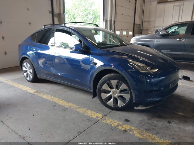 Продаж на аукціоні авто 2022 Tesla Model Y Long Range Dual Motor All-wheel Drive, vin: 7SAYGDEE8NF428579, номер лоту: 45277564