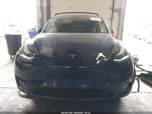 Продаж на аукціоні авто 2022 Tesla Model Y Long Range Dual Motor All-wheel Drive, vin: 7SAYGDEE8NF428579, номер лоту: 45277564