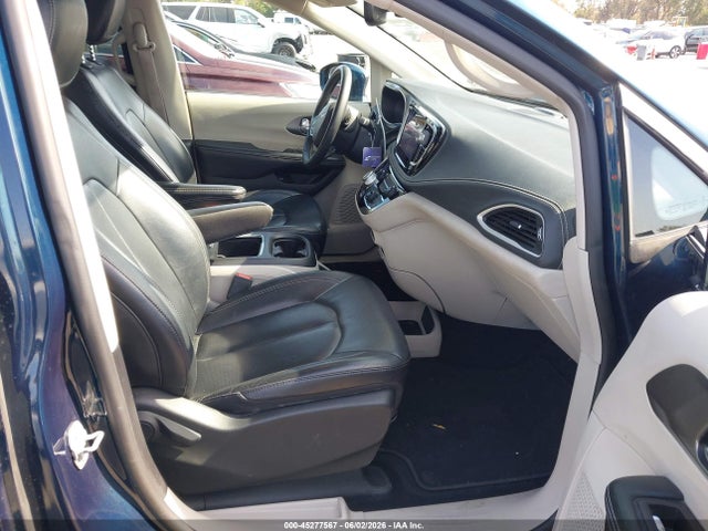 45277567 :رقم المزاد ، 2C4RC1L76NR184225 vin ، 2022 Chrysler Pacifica Hybrid Touring L مزاد بيع