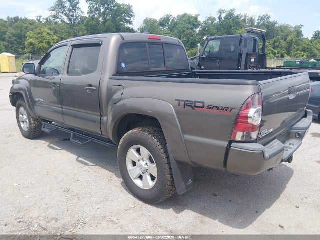 2015 Toyota Tacoma Base V6 მანქანა იყიდება აუქციონზე, vin: 5TFLU4EN0FX112388, აუქციონის ნომერი: 45277606