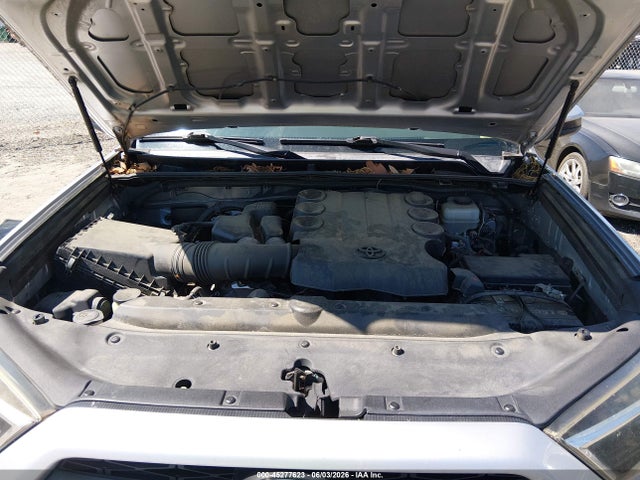 Toyota 4RUNNER SR5 2014 JTEBU5JR8E5156526 Image 10