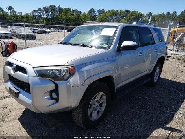 Toyota 4RUNNER SR5 2014 JTEBU5JR8E5156526 Image 2