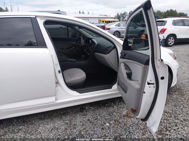 KIA Optima Lx 2015 KNAGM4A77F5632802 Image 5