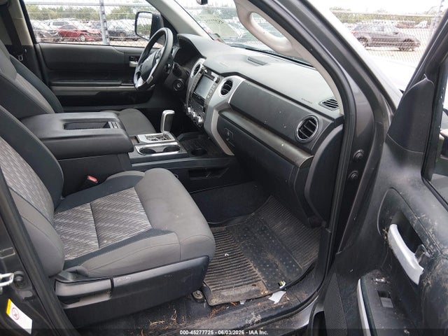 Продаж на аукціоні авто 2019 Toyota Tundra Sr5 5.7l V8, vin: 5TFDW5F18KX849302, номер лоту: 45277725