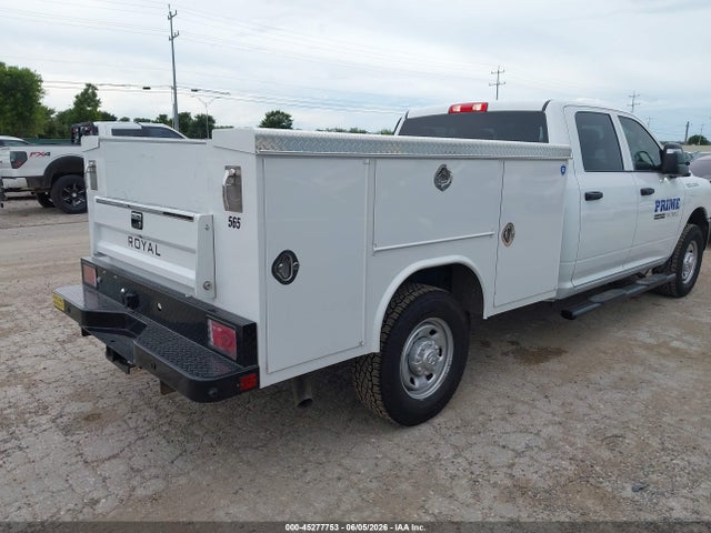 45277753 :رقم المزاد ، 3C6UR4HJ4RG192373 vin ، 2024 Ram 2500 Tradesman  4x2 8' Box مزاد بيع