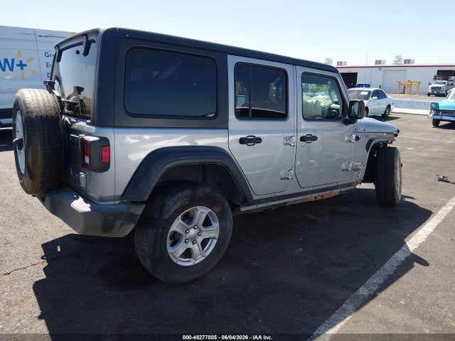 1C4HJXDG8JW136603 Jeep Wrangler Unlimited Sport S 4x4