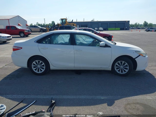 Toyota CAMRY LE 2016 4T1BF1FK9GU568042 Image 13