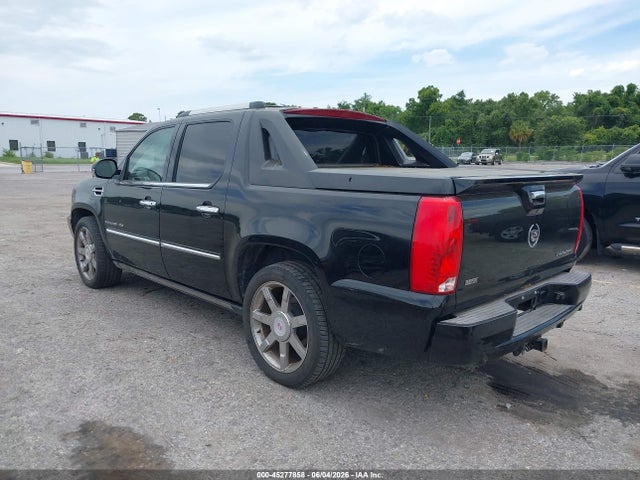 2011 Cadillac Escalade Ext Premium მანქანა იყიდება აუქციონზე, vin: 3GYT4NEF6BG312635, აუქციონის ნომერი: 45277858